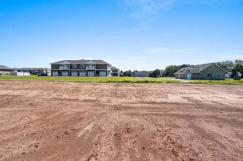 Exterior - 538 Riverview Dr, Berlin, WI 54923 photo 4 of 6