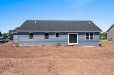 Exterior - 538 Riverview Dr, Berlin, WI 54923 photo 3 of 6