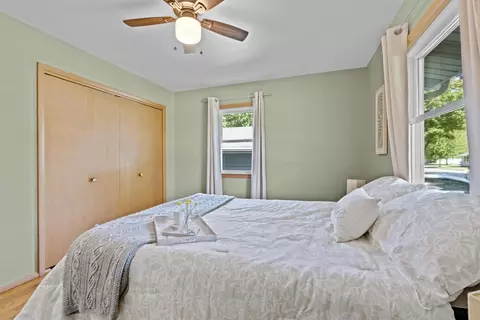 Bedroom - 419 S Arlington St, Appleton, WI 54915 photo 4 of 7