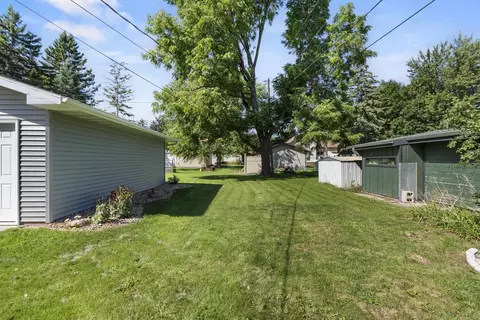 Exterior - 419 S Arlington St, Appleton, WI 54915 photo 8 of 11