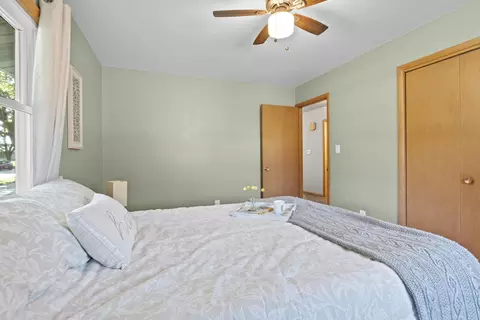 Bedroom - 419 S Arlington St, Appleton, WI 54915 photo 5 of 7