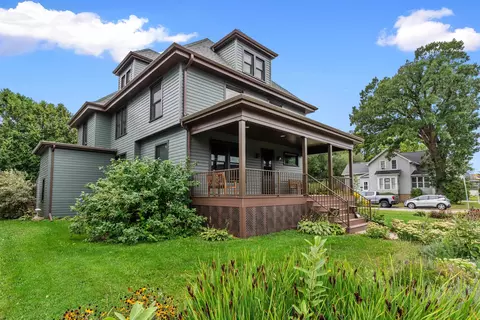 136 E Merrill Ave, Fond Du Lac, WI 54935