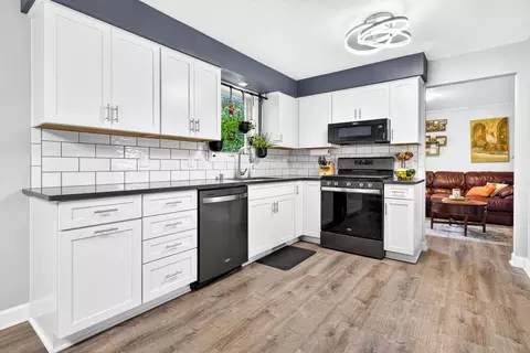 Kitchen - 3412 N Mariah Ln, Appleton, WI 54911 photo 1 of 9