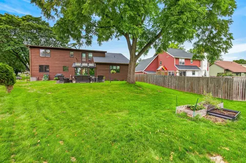 Exterior - 3412 N Mariah Ln, Appleton, WI 54911 photo 7 of 8