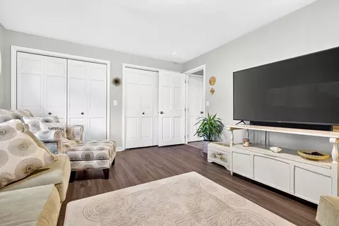 Living - 3412 N Mariah Ln, Appleton, WI 54911 photo 5 of 5