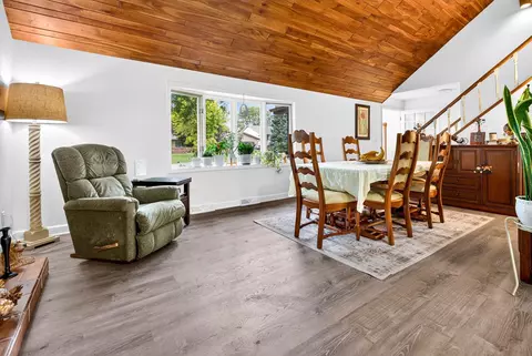 Dining - 3412 N Mariah Ln, Appleton, WI 54911 photo 3 of 4