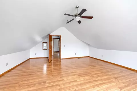Bedroom - 127 W Capitol Dr, Appleton, WI 54911 photo 5 of 5