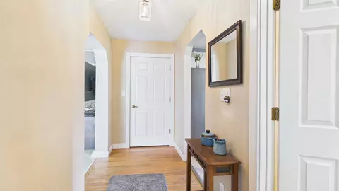 Entry Way - n7145 Beech Road, Shawano, WI 54166 photo 1 of 3
