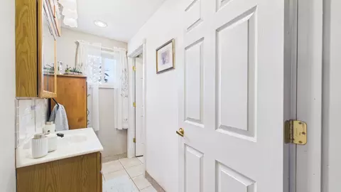 Bath - n7145 Beech Road, Shawano, WI 54166 photo 1 of 5