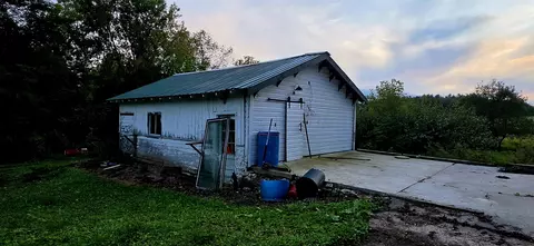 Exterior - n7145 Beech Road, Shawano, WI 54166 photo 5 of 15