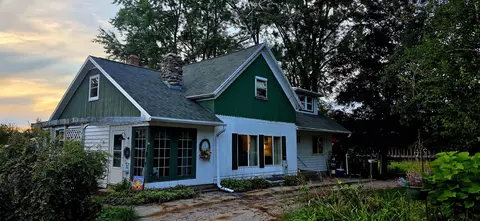 Exterior - n7145 Beech Road, Shawano, WI 54166 photo 7 of 15