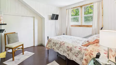 Bedroom - n7145 Beech Road, Shawano, WI 54166 photo 5 of 6