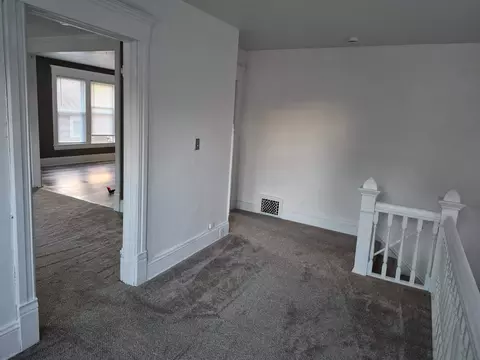 Entry Way - 815 N Appleton St, Appleton, WI 54911 photo 1 of 2