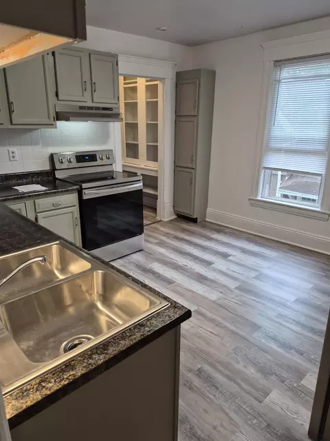 Kitchen - 815 N Appleton St, Appleton, WI 54911 photo 2 of 3