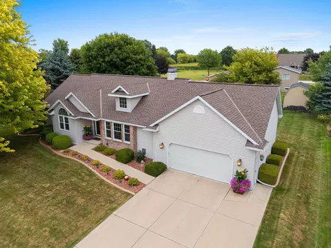 2554 Jody Dr, New Franken, WI 54229