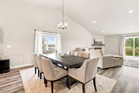 Dining - 3455 E Rubyred Dr, Appleton, WI 54913 photo 1 of 2