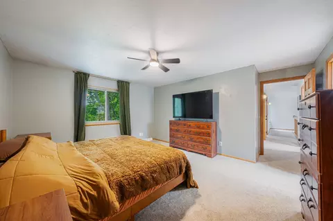 Bedroom - 1730 N Briarcliff Dr, Appleton, WI 54915 photo 2 of 6