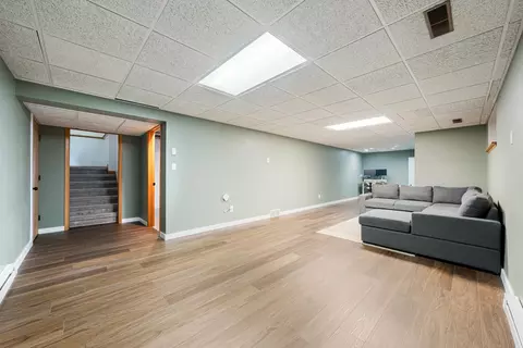 Living - 1730 N Briarcliff Dr, Appleton, WI 54915 photo 8 of 9