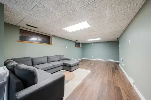 Living - 1730 N Briarcliff Dr, Appleton, WI 54915 photo 9 of 9