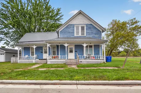 270 S Cranberry Ave, Peshtigo, WI 54157