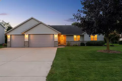 Exterior - w5985 Sweet William Drive, Appleton, WI 54915 photo 15 of 15
