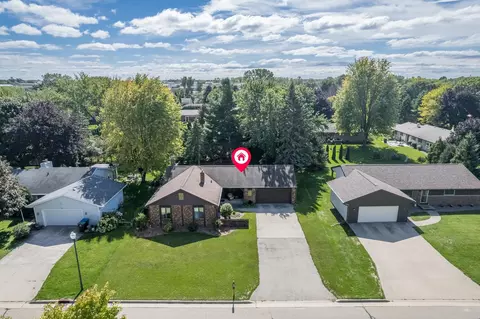 View/Area - 2317 W Applegate Dr, Appleton, WI 54914 photo 1 of 7