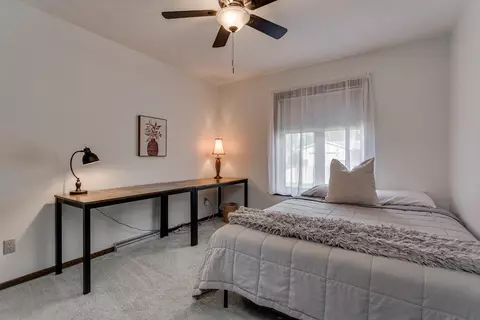 Bedroom - 2317 W Applegate Dr, Appleton, WI 54914 photo 7 of 9