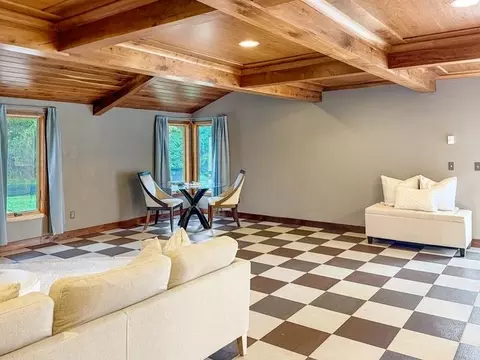 Living - n164 Rogers Lane, Appleton, WI 54915 photo 4 of 4