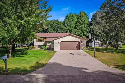 w7734 Buttercup Lane, Wautoma, WI 54982