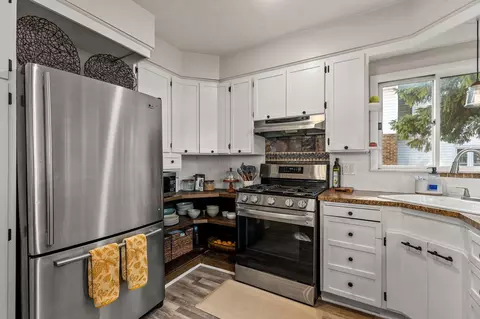 Kitchen - 505 E Brewster St, Appleton, WI 54911 photo 3 of 4