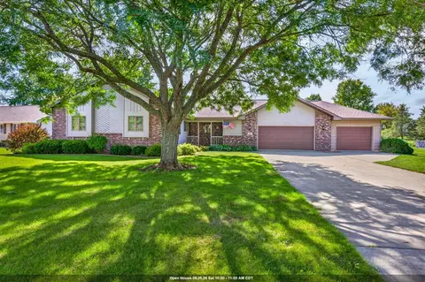 w6561 Cedar Lane, Greenville, WI 54942