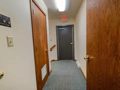 Entry Way - 100 Pine Crest Ln, Iola, WI 54945 photo 6 of 9