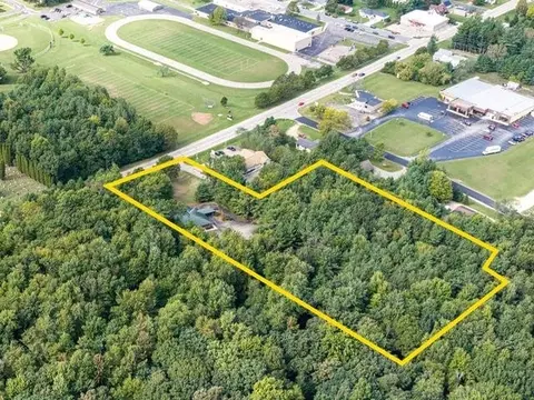 View/Area - 100 Pine Crest Ln, Iola, WI 54945 photo 1 of 2