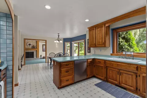 Kitchen - n9662 Shepherd Lane, Appleton, WI 54915 photo 3 of 4