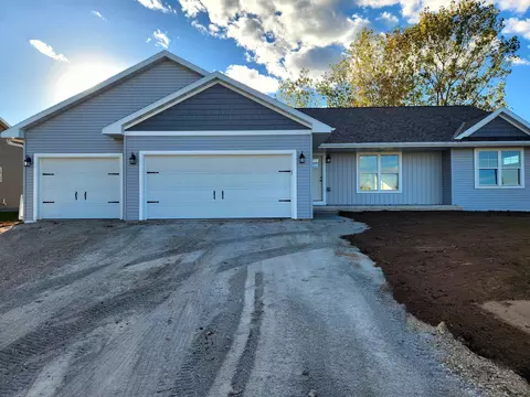 401 Tristan Dr, Shawano, WI 54166