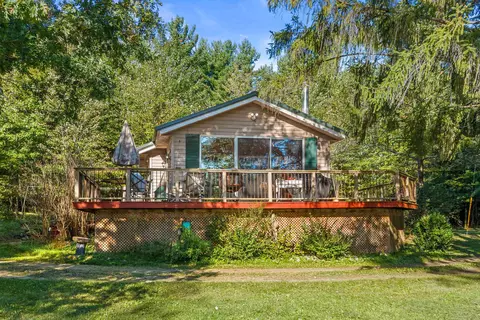 w6525 20th Drive, Wautoma, WI 54982