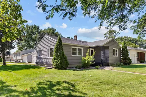 272 17th St, Fond Du Lac, WI 54935