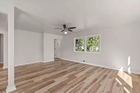 Living - 272 17th St, Fond Du Lac, WI 54935 photo 6 of 8