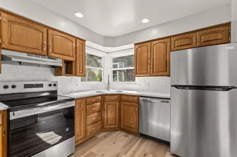 Kitchen - 272 17th St, Fond Du Lac, WI 54935 photo 3 of 4