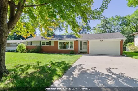 919 Morris Ave, Green Bay, WI 54304