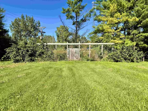 Exterior - 3015 Cedar Ln, Abrams, WI 54101 photo 8 of 8