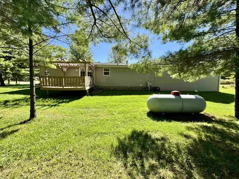 Exterior - 3015 Cedar Ln, Abrams, WI 54101 photo 5 of 8