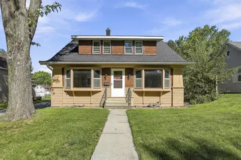 2318 Wisconsin Ave, New Holstein, WI 53061