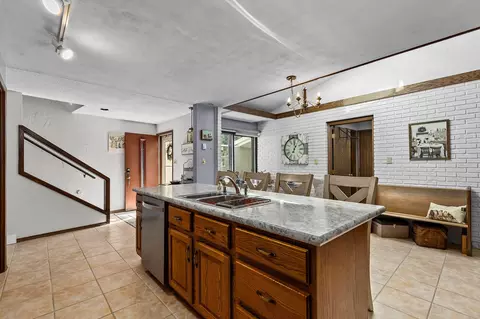 Kitchen - 1233 W Nicolet Cercle, Appleton, WI 54914 photo 4 of 7