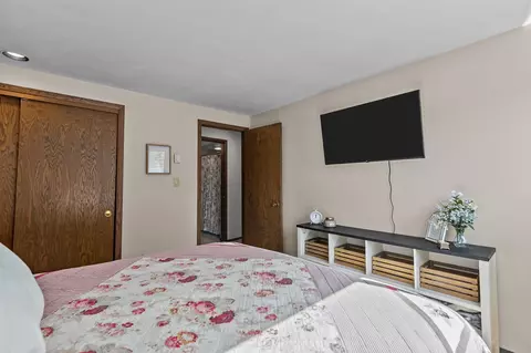 Bedroom - 1233 W Nicolet Cercle, Appleton, WI 54914 photo 5 of 5