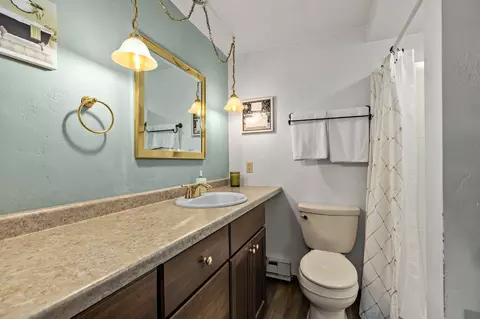 Bath - 1233 W Nicolet Cercle, Appleton, WI 54914 photo 2 of 4