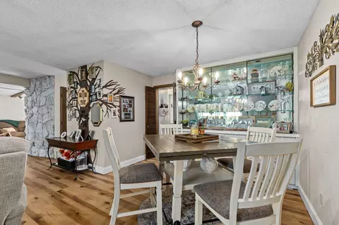 Dining - 1233 W Nicolet Cercle, Appleton, WI 54914 photo 3 of 5