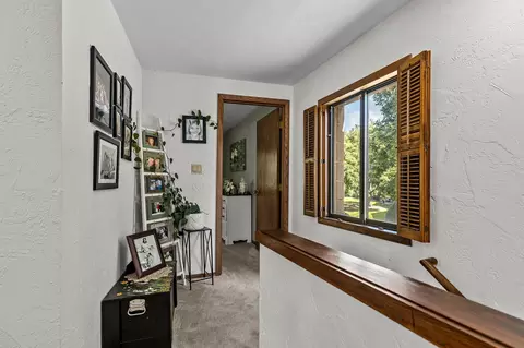 Entry Way - 1233 W Nicolet Cercle, Appleton, WI 54914 photo 4 of 4