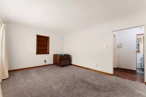 Living - 2615 W Highway Dr, Appleton, WI 54914 photo 3 of 3