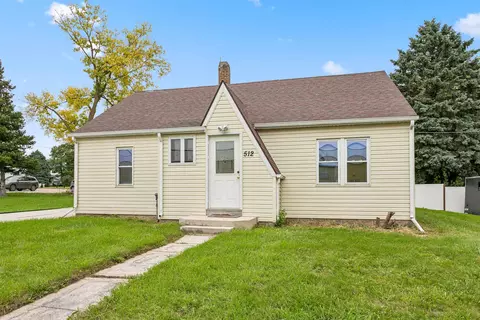Exterior - 512 Wall St, Chilton, WI 53014 photo 2 of 5